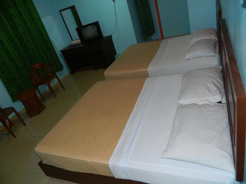 River Side Hotel Mersing Exterior photo