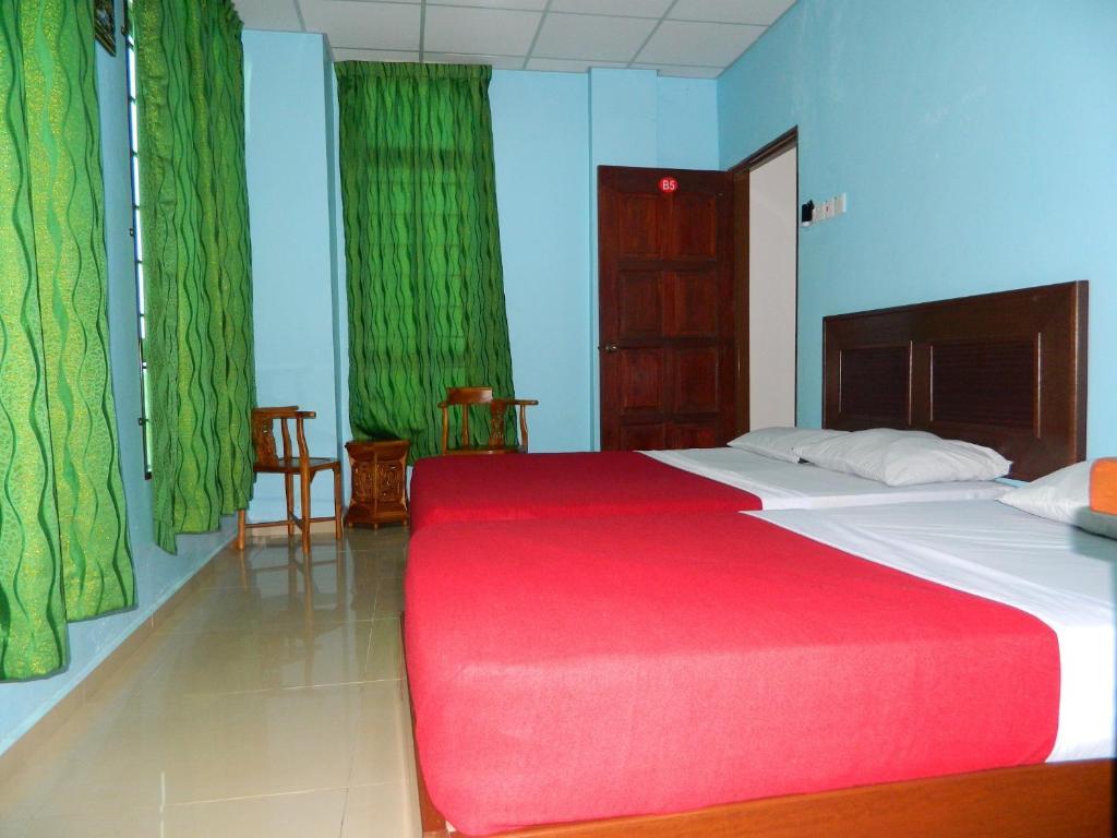 River Side Hotel Mersing Room photo