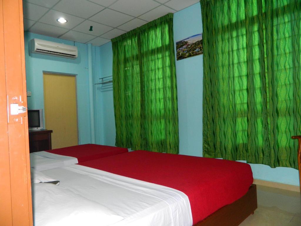 River Side Hotel Mersing Room photo