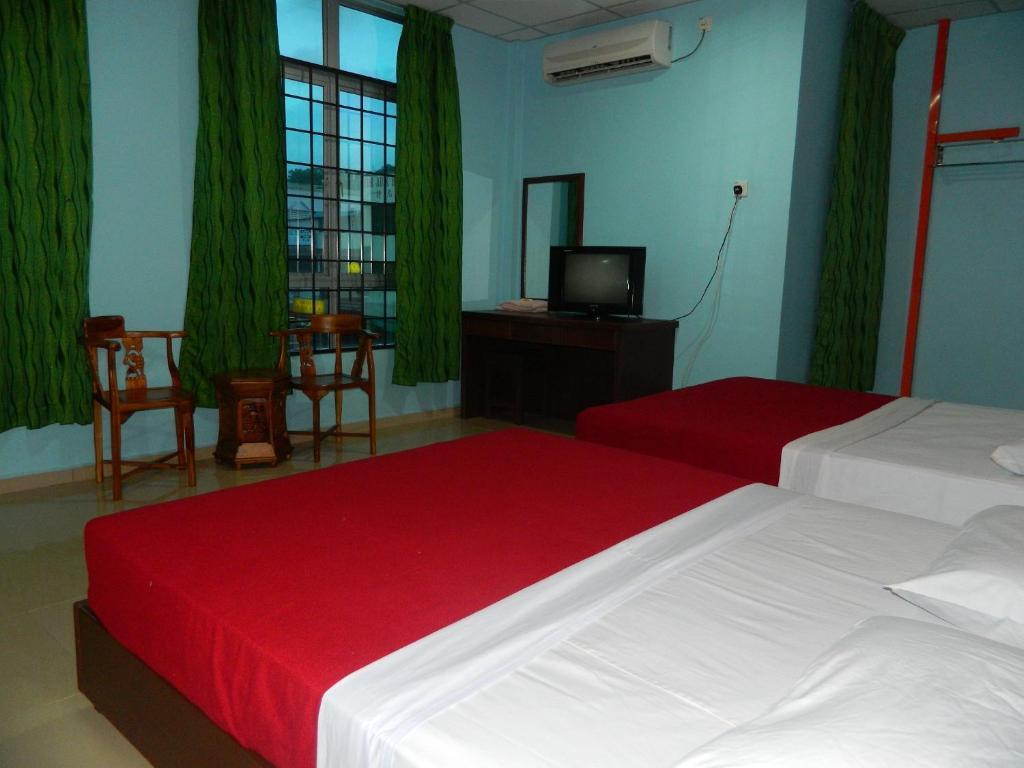 River Side Hotel Mersing Room photo