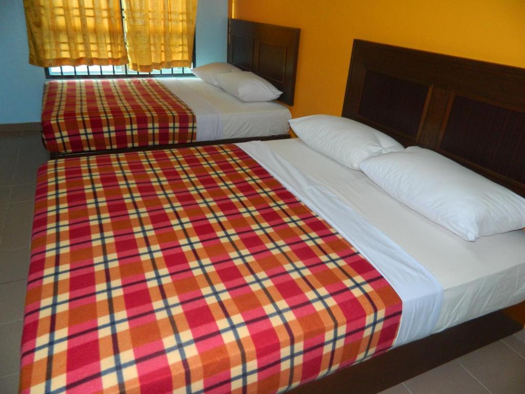 River Side Hotel Mersing Room photo