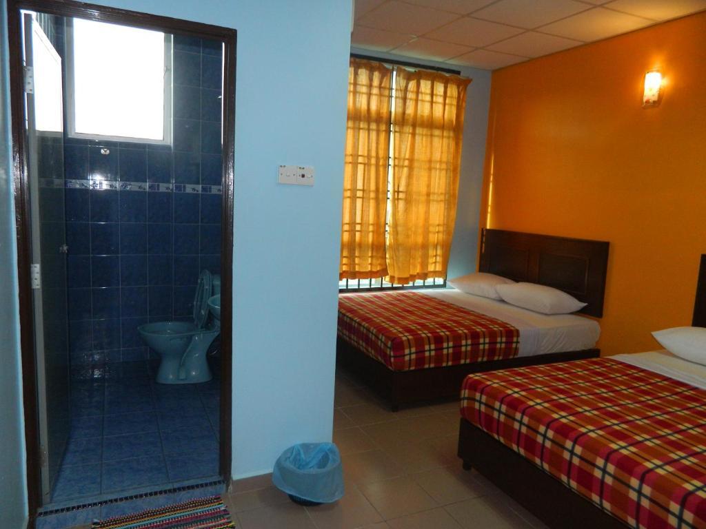 River Side Hotel Mersing Room photo